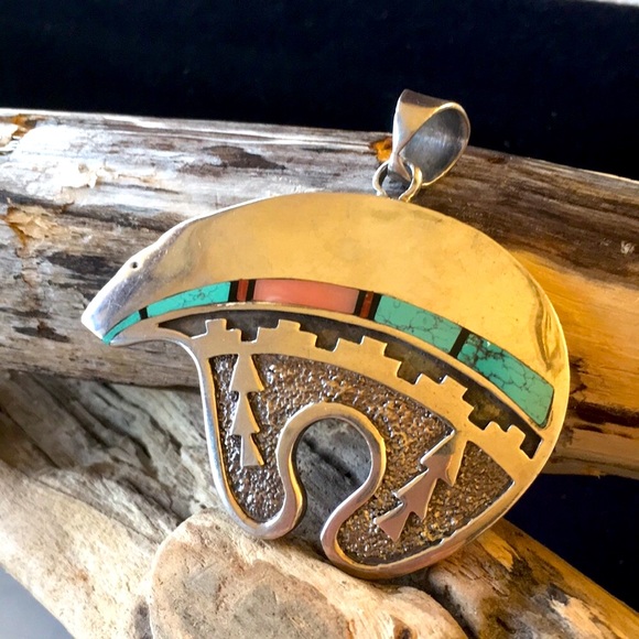 Sold Vintage Navajo Richard Begay Bear Pendant - Picture 3 of 11